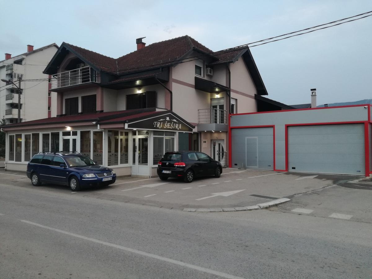 Tri Sesira Ljubovija Hotel Eksteriør billede