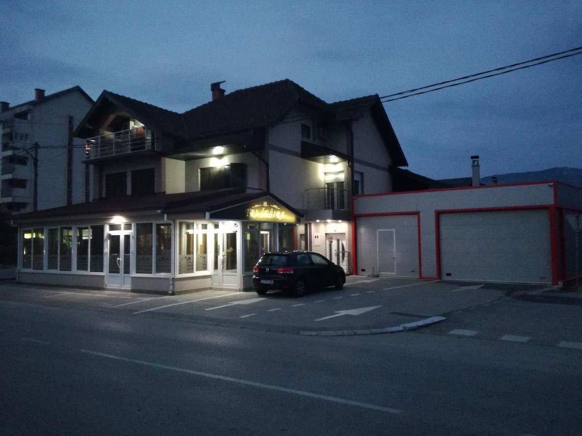 Tri Sesira Ljubovija Hotel Eksteriør billede