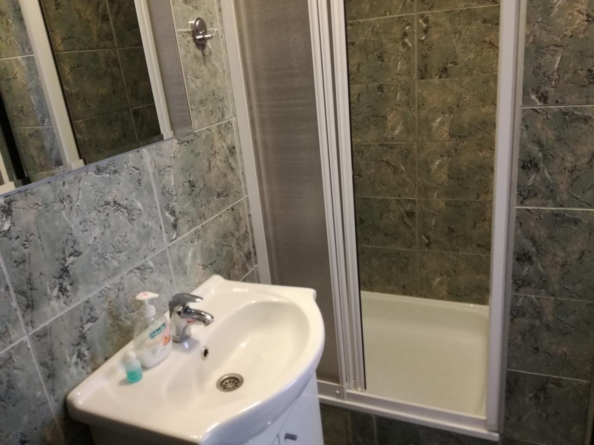 Tri Sesira Ljubovija Hotel Eksteriør billede