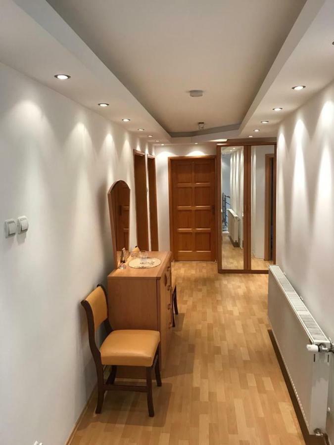 Tri Sesira Ljubovija Hotel Eksteriør billede